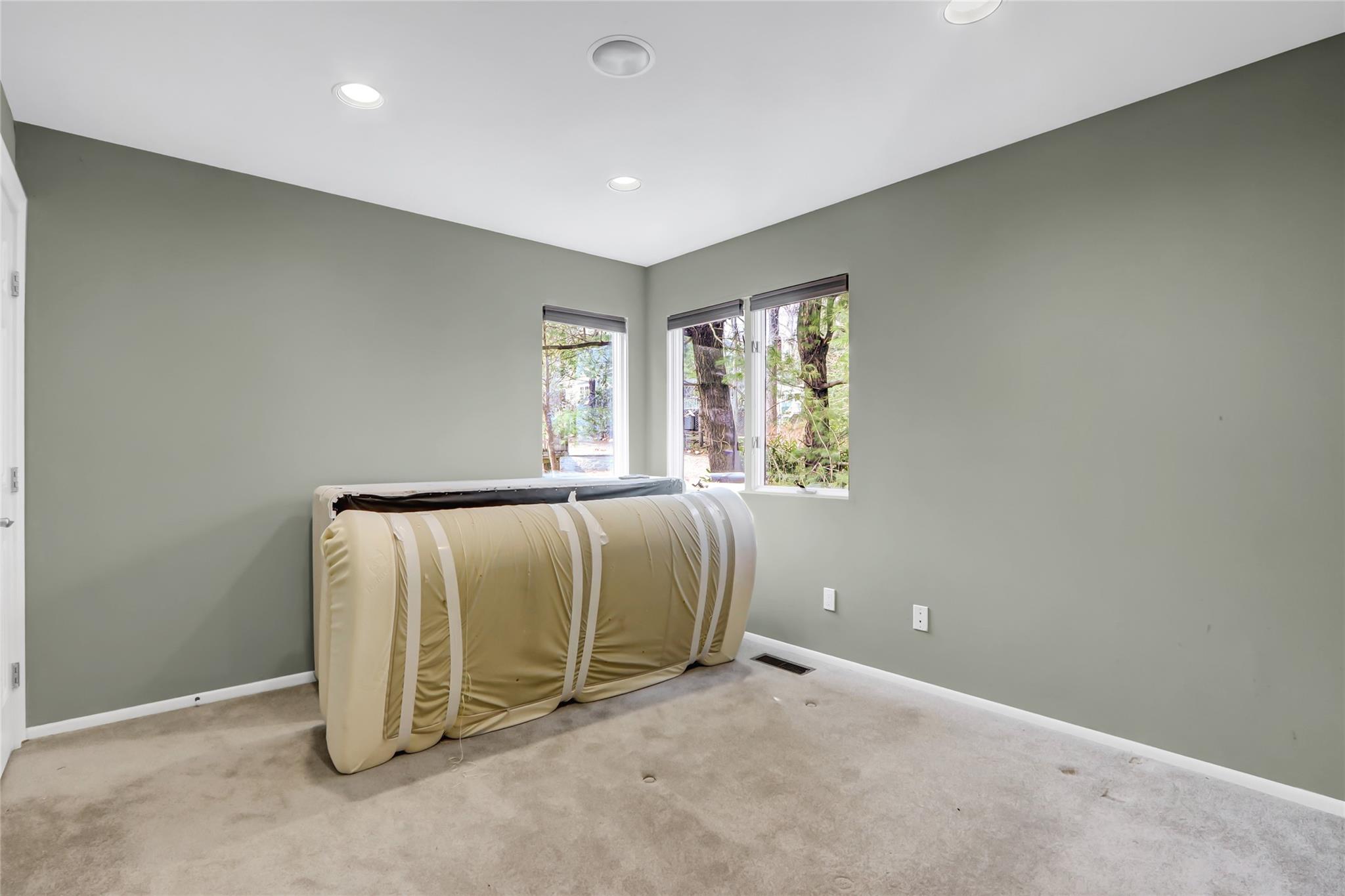 52 Jefferson Landing Circle, Port Jefferson, New York image 43