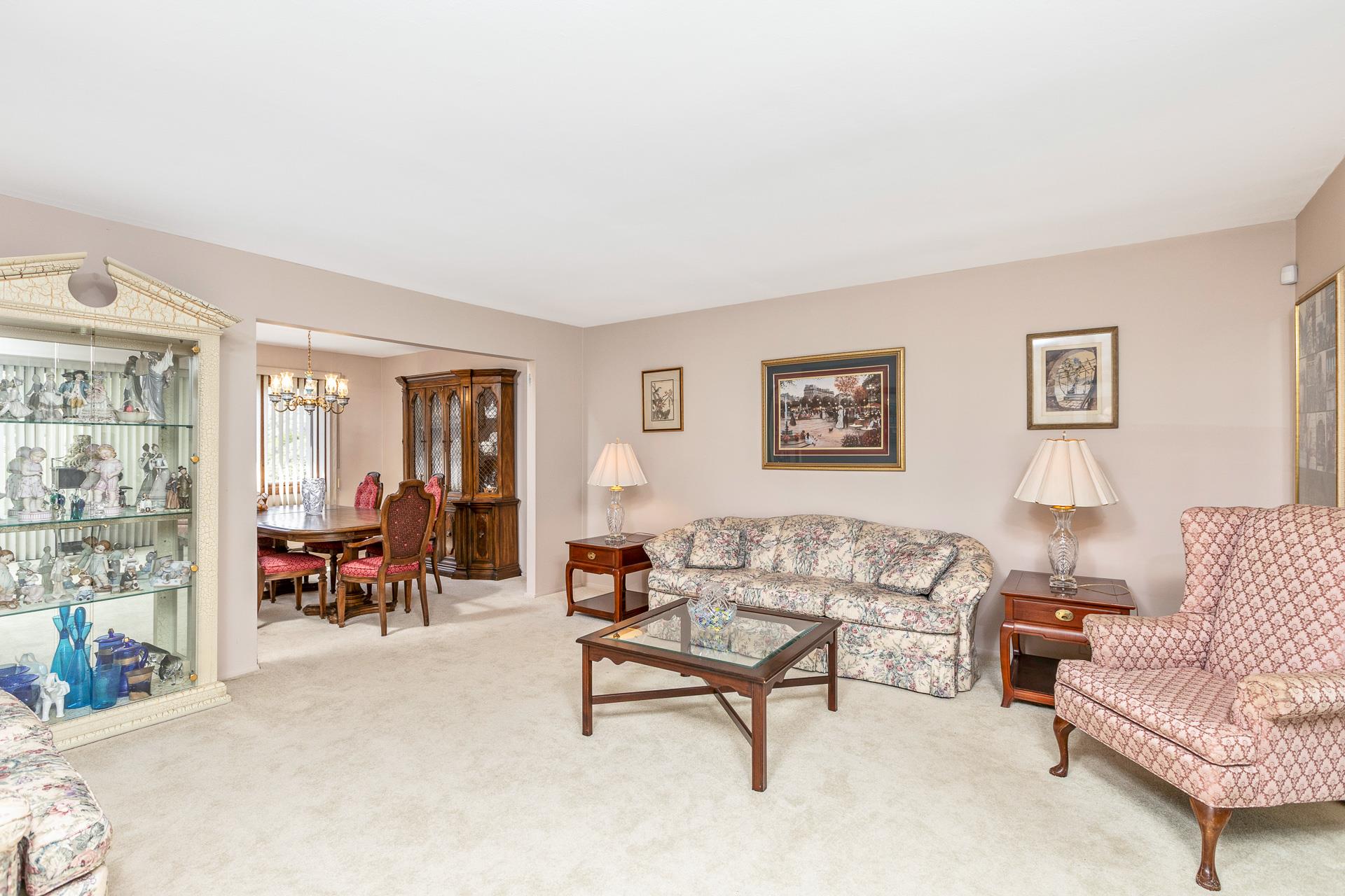 284 Bow Drive