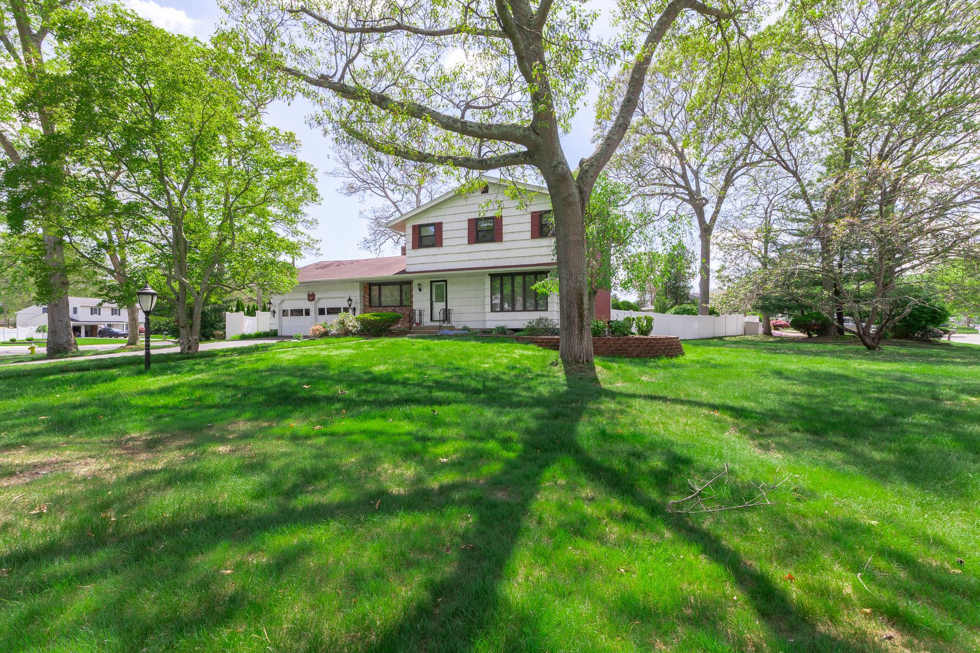 284 Bow Drive