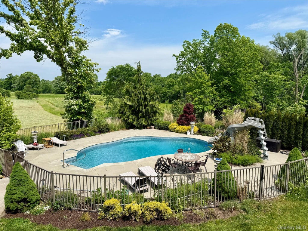 Photo of 26 Bridle Lane, Chester, NY 10918 (MLS # 1011224)