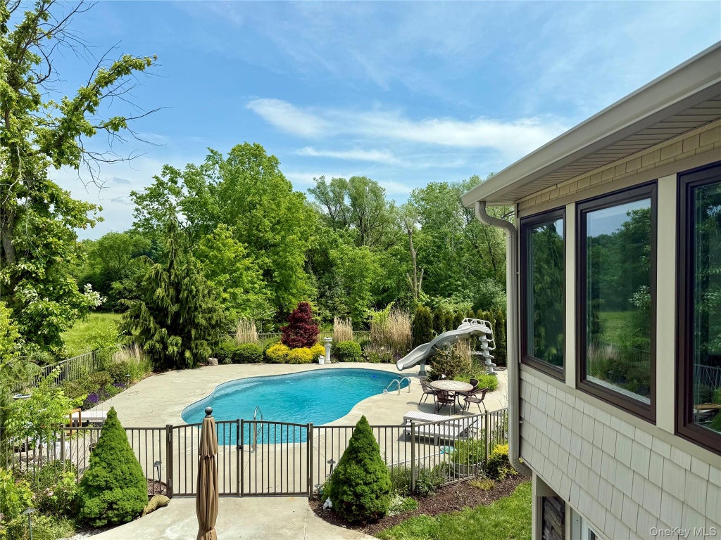 Photo of 26 Bridle Lane, Chester, NY 10918 (MLS # 1011224)