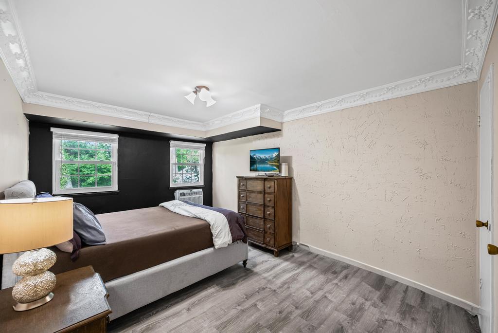 804 Towne House Village, Hauppauge, New York image 10
