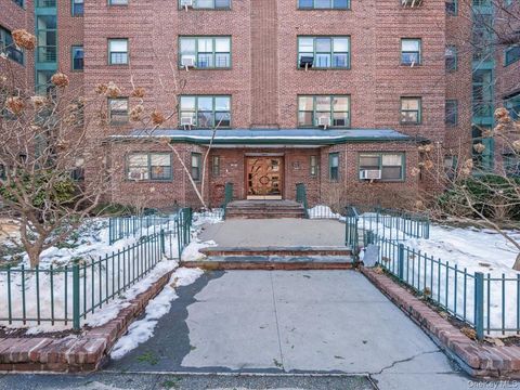 Photo of 34-20 79th Street #2J/2I, Jackson Heights, NY 11372 (MLS # 967139)