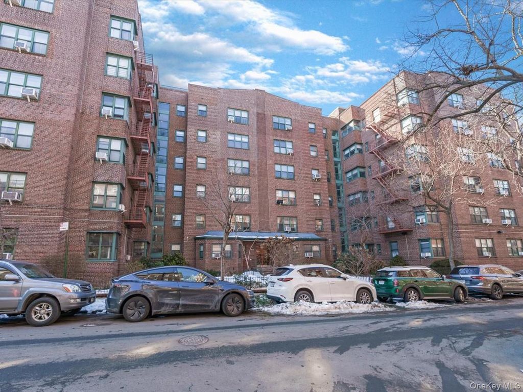 Photo of 34-20 79th Street #2J/2I, Jackson Heights, NY 11372 (MLS # 967139)