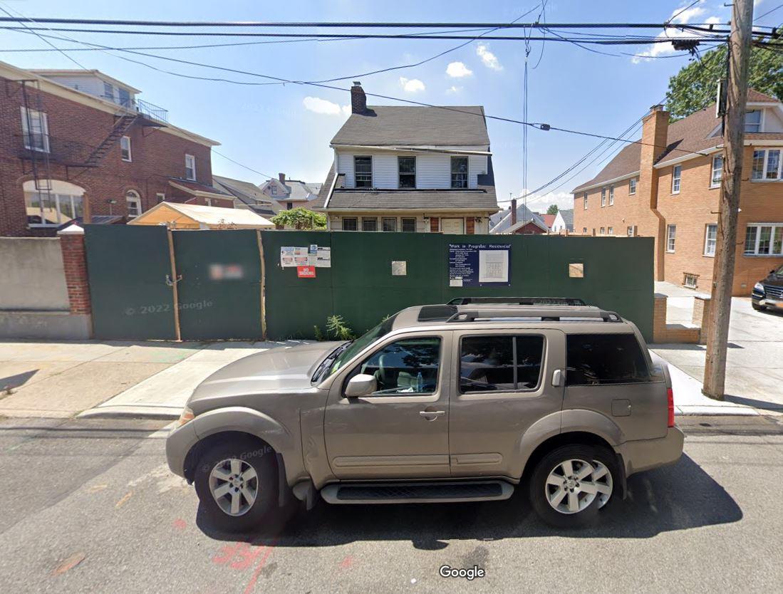 Property for Sale at 169th Street St, Jamaica, Queens, NY - Bedrooms: 4 
Bathrooms: 2 
Rooms: 6  - $899,000