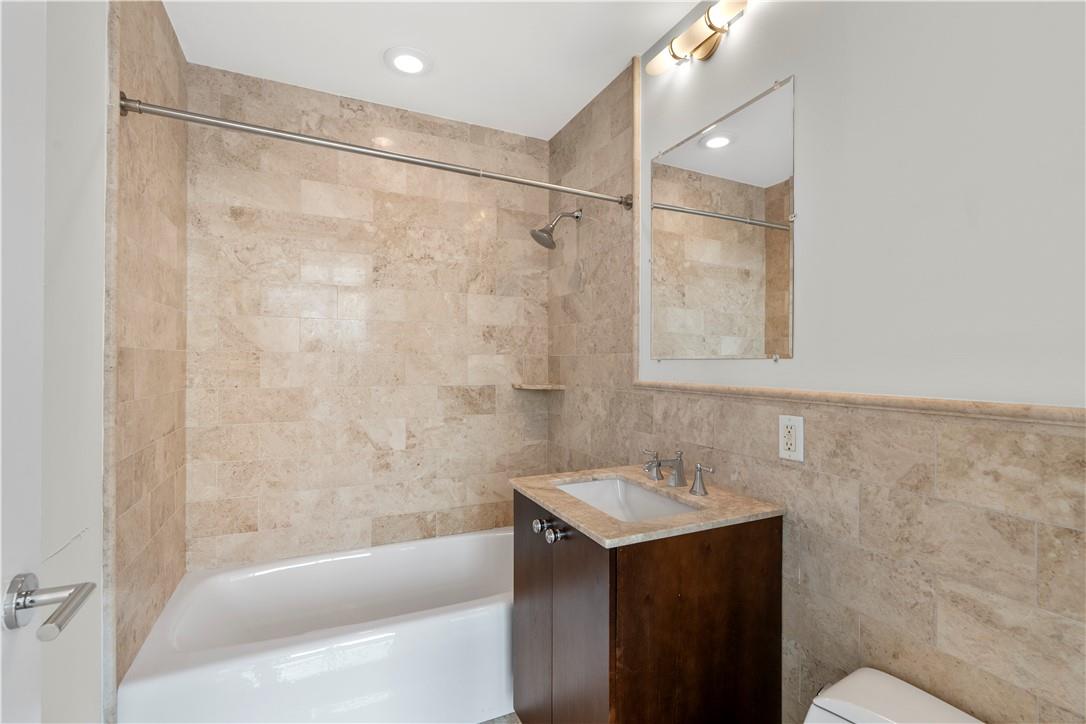 5 Renaissance Square #8D, White Plains, New York image 33