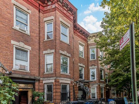 Multifamily For Sale - 514 E 188th Street<br/> Bronx, NY 10458