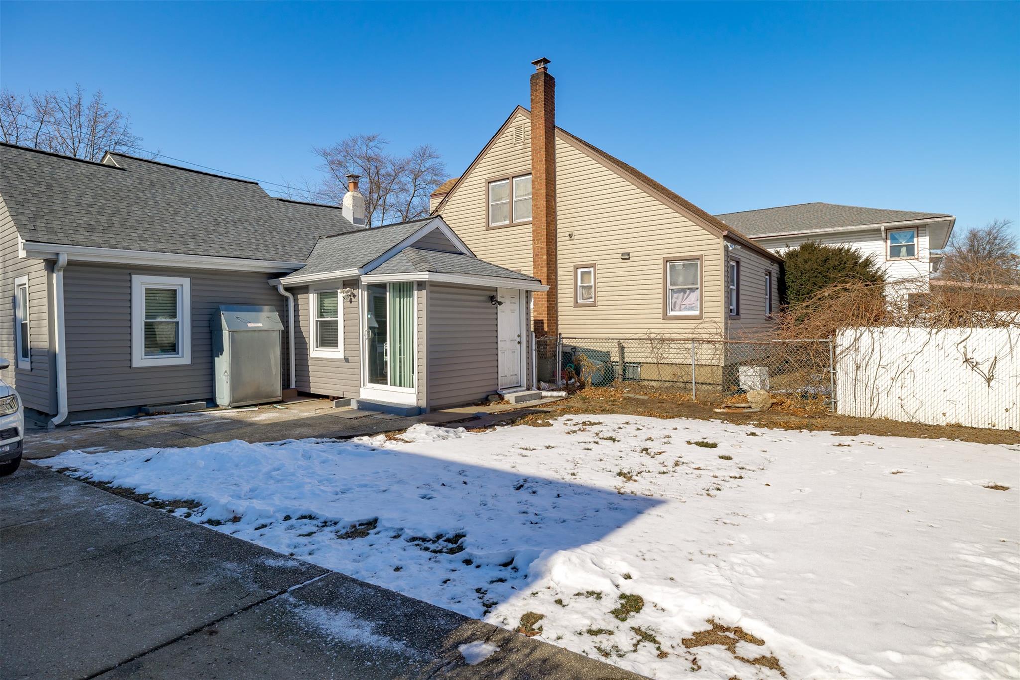 321 Fenimore Avenue, Uniondale, New York image 27