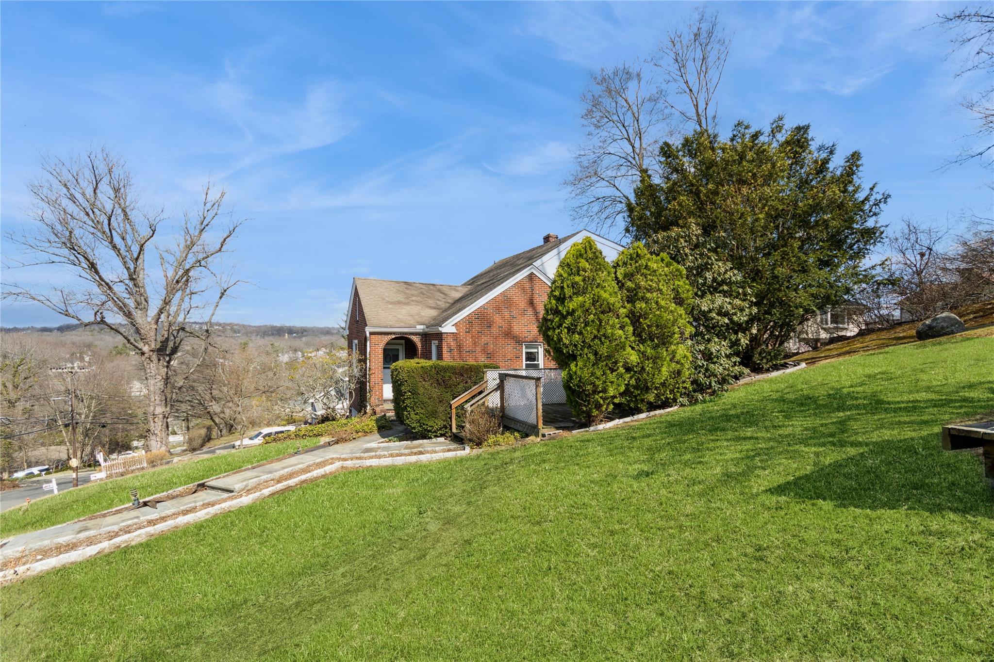 862 Linda Avenue, Thornwood, New York image 24