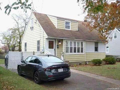 Homes For Rent - 650 Winthrop Drive Dr<br/> Uniondale, NY 11553