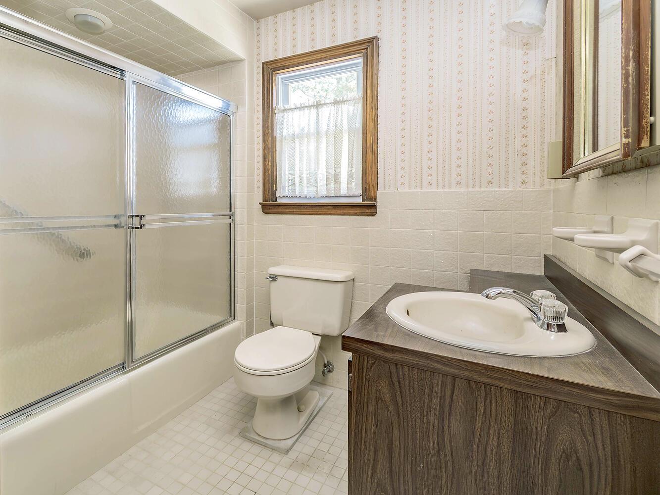 2 Fairview Avenue, Port Washington, New York image 18