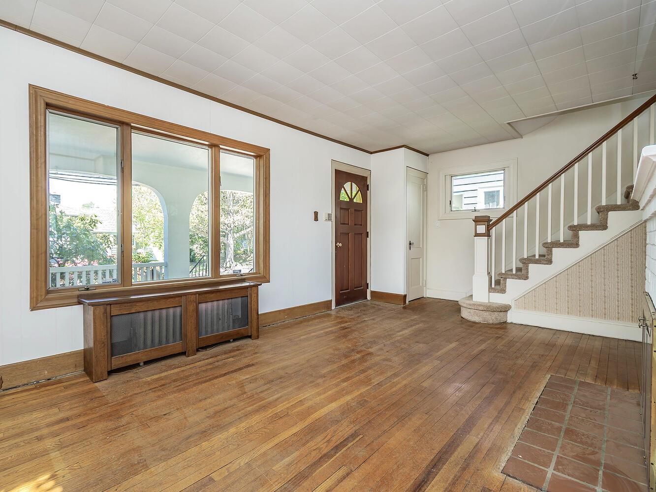 2 Fairview Avenue, Port Washington, New York image 5