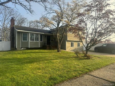 Photo of 1733 Andrea Road, East Meadow, NY 11554 (MLS # 989939)