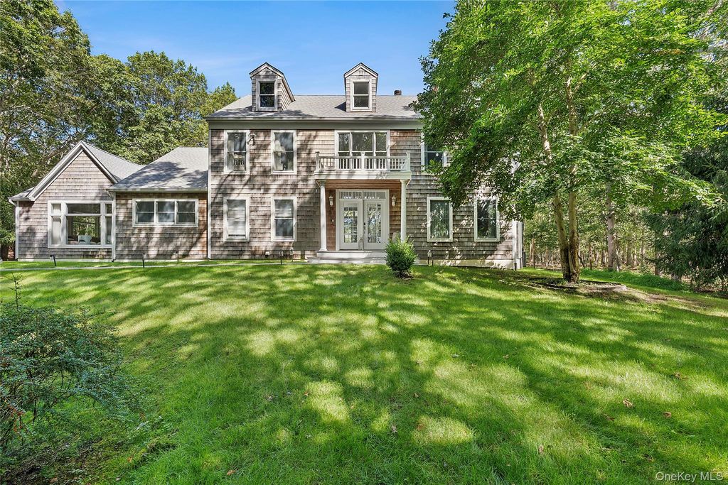 Photo of 532 Blank Lane, Water Mill, NY 11976 (MLS # 987428)