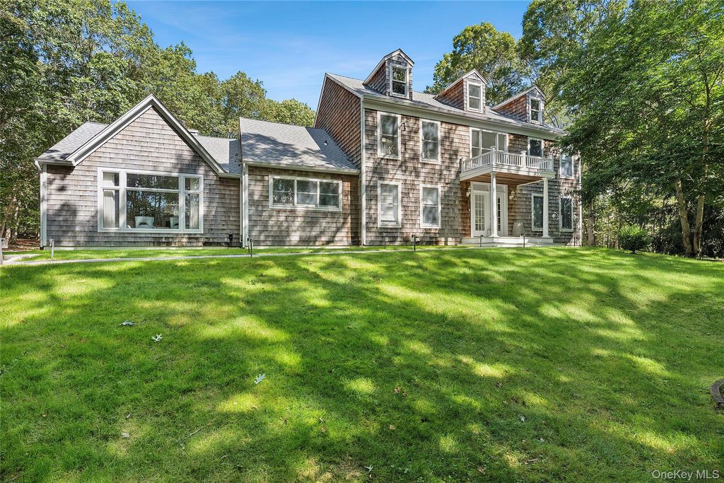 Photo of 532 Blank Lane, Water Mill, NY 11976 (MLS # 987428)