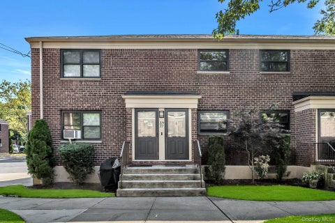 Homes For Sale - 219-57 74th Avenue #423A2<br/> Bayside, NY 11364
