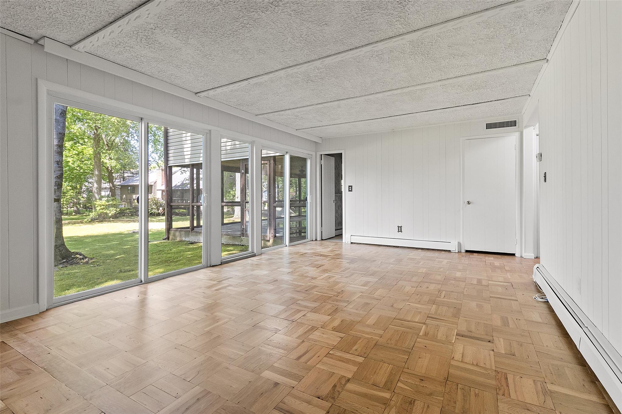 150 Maywood Road, New Rochelle, New York image 11