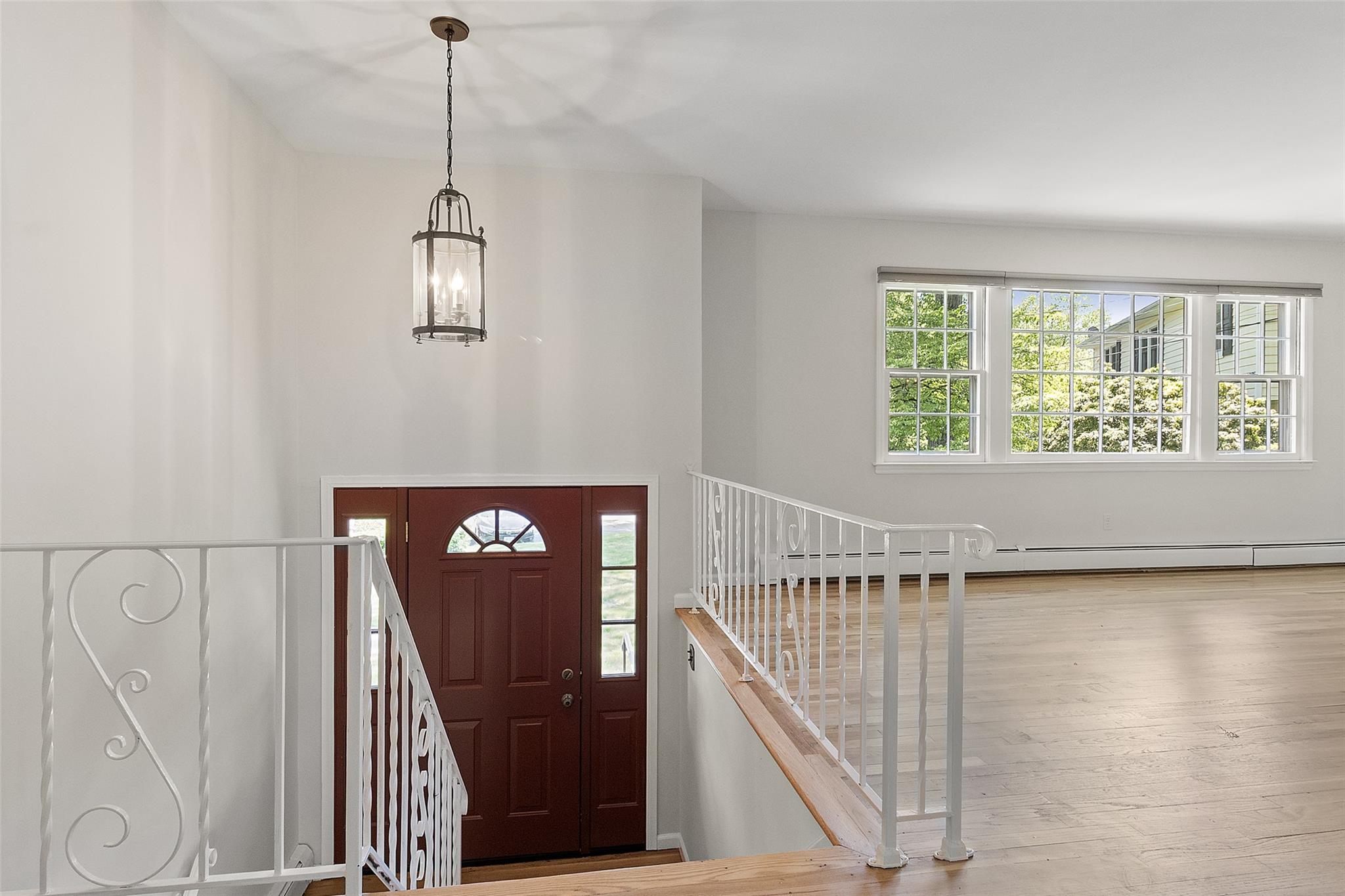 150 Maywood Road, New Rochelle, New York image 2