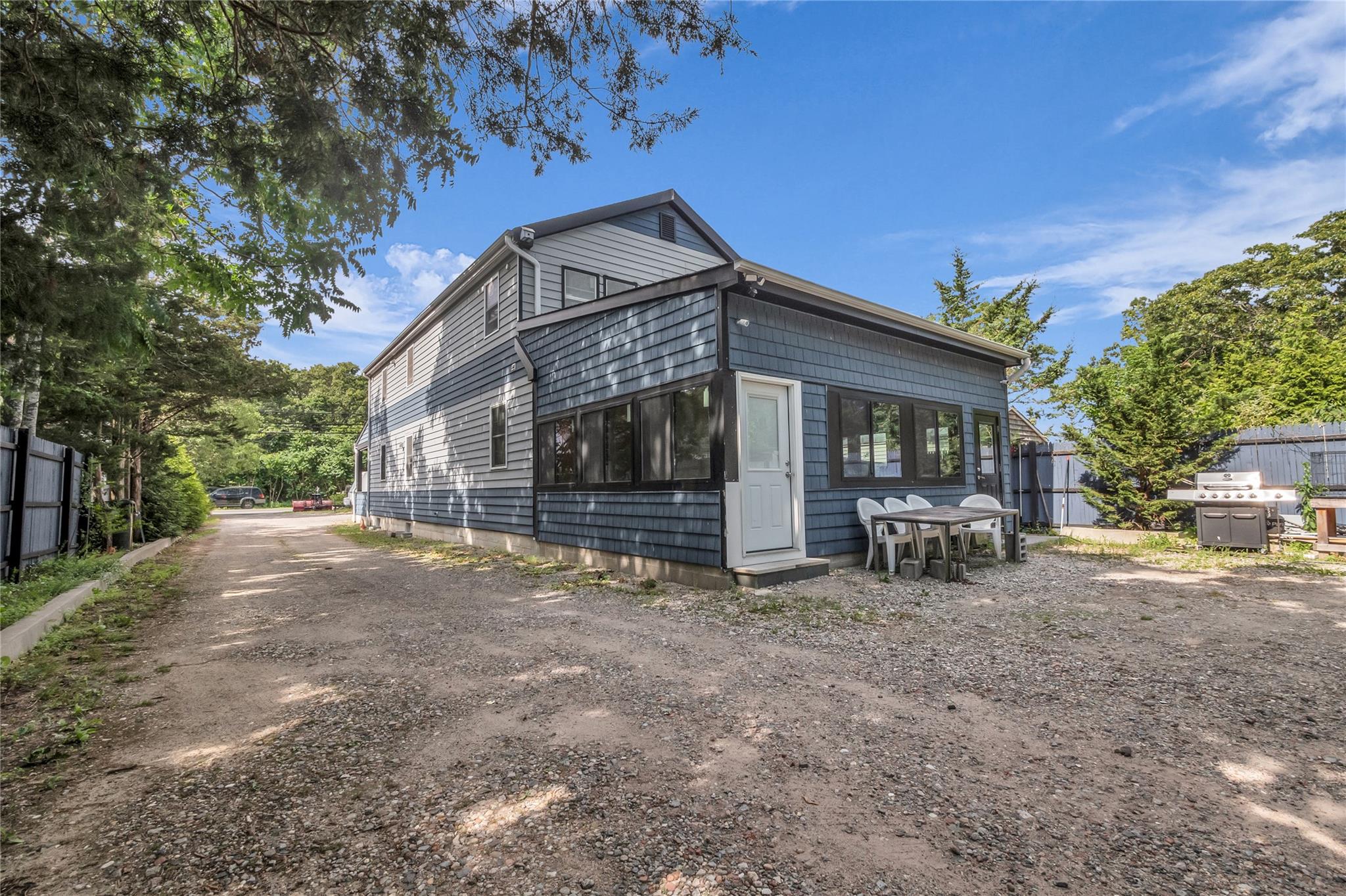 715 Flanders Road