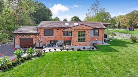 26 Joshua Drive Bloomingburg NY 12721