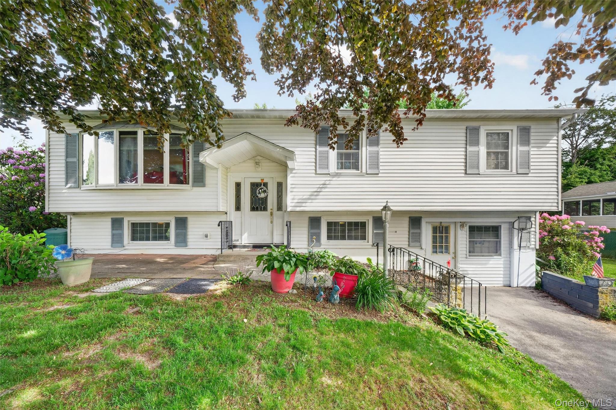 12 Dwyer Lane