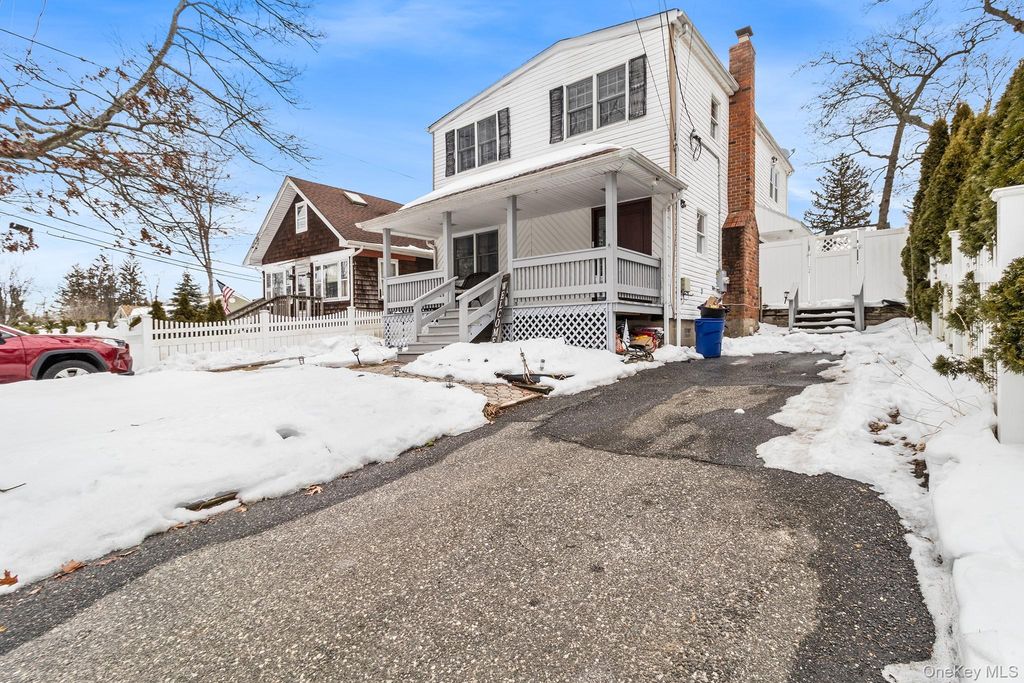 Photo of 19 Midland Boulevard, Ronkonkoma, NY 11779 (MLS # 962806)