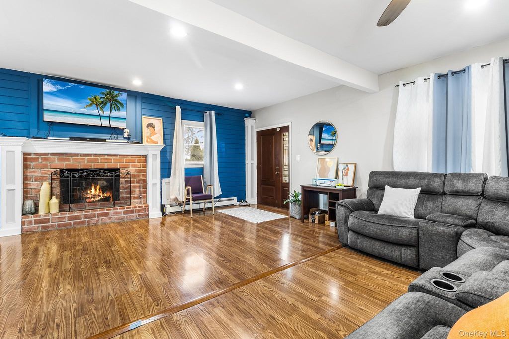 Photo of 19 Midland Boulevard, Ronkonkoma, NY 11779 (MLS # 962806)