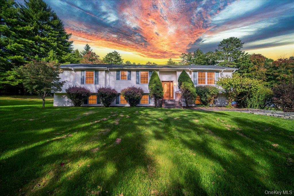 Photo of 618 Hasbrouck Road, Woodbourne, NY 12788 (MLS # 1058435)