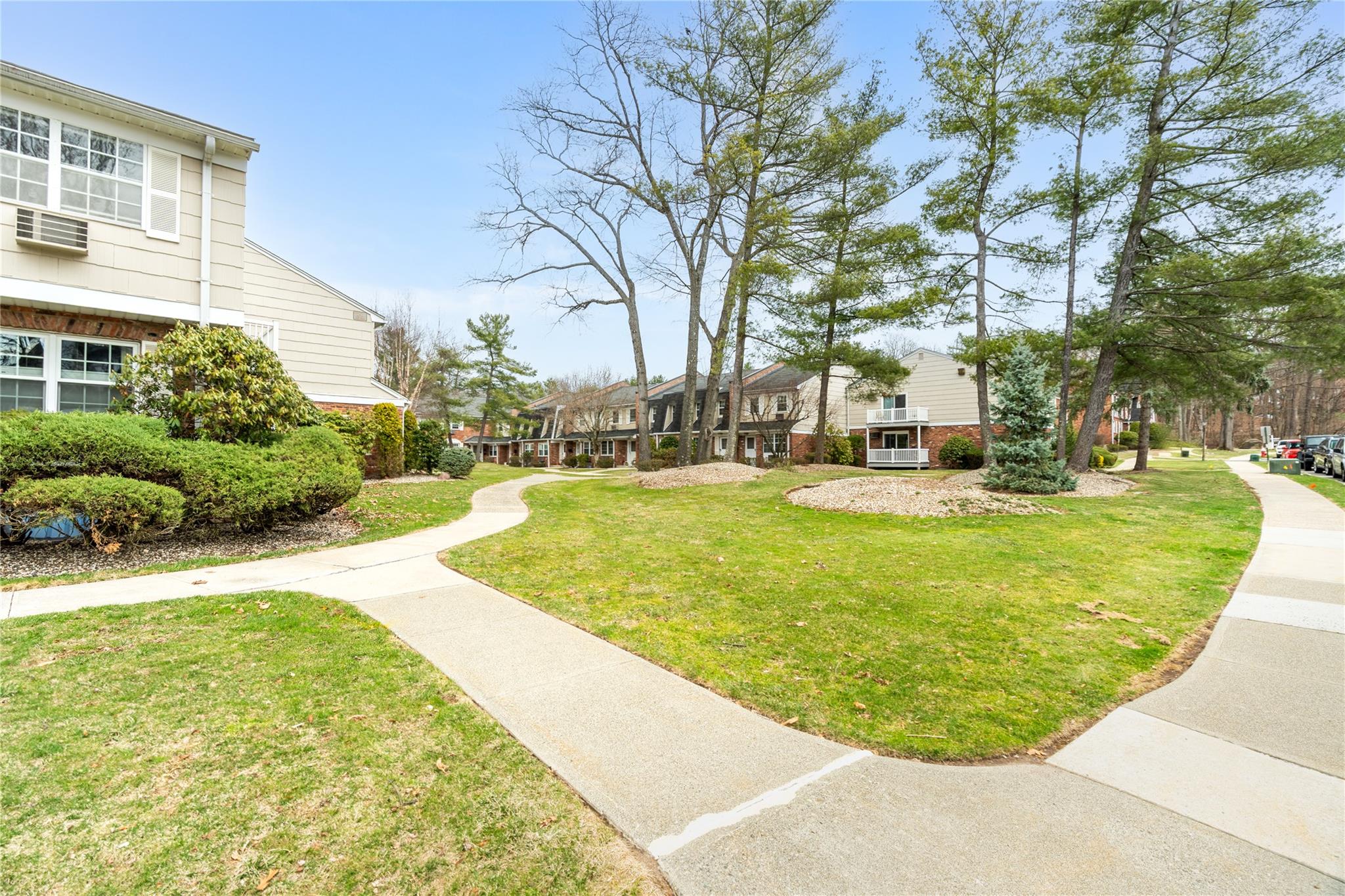222 Doxbury Lane, Suffern, New York image 21