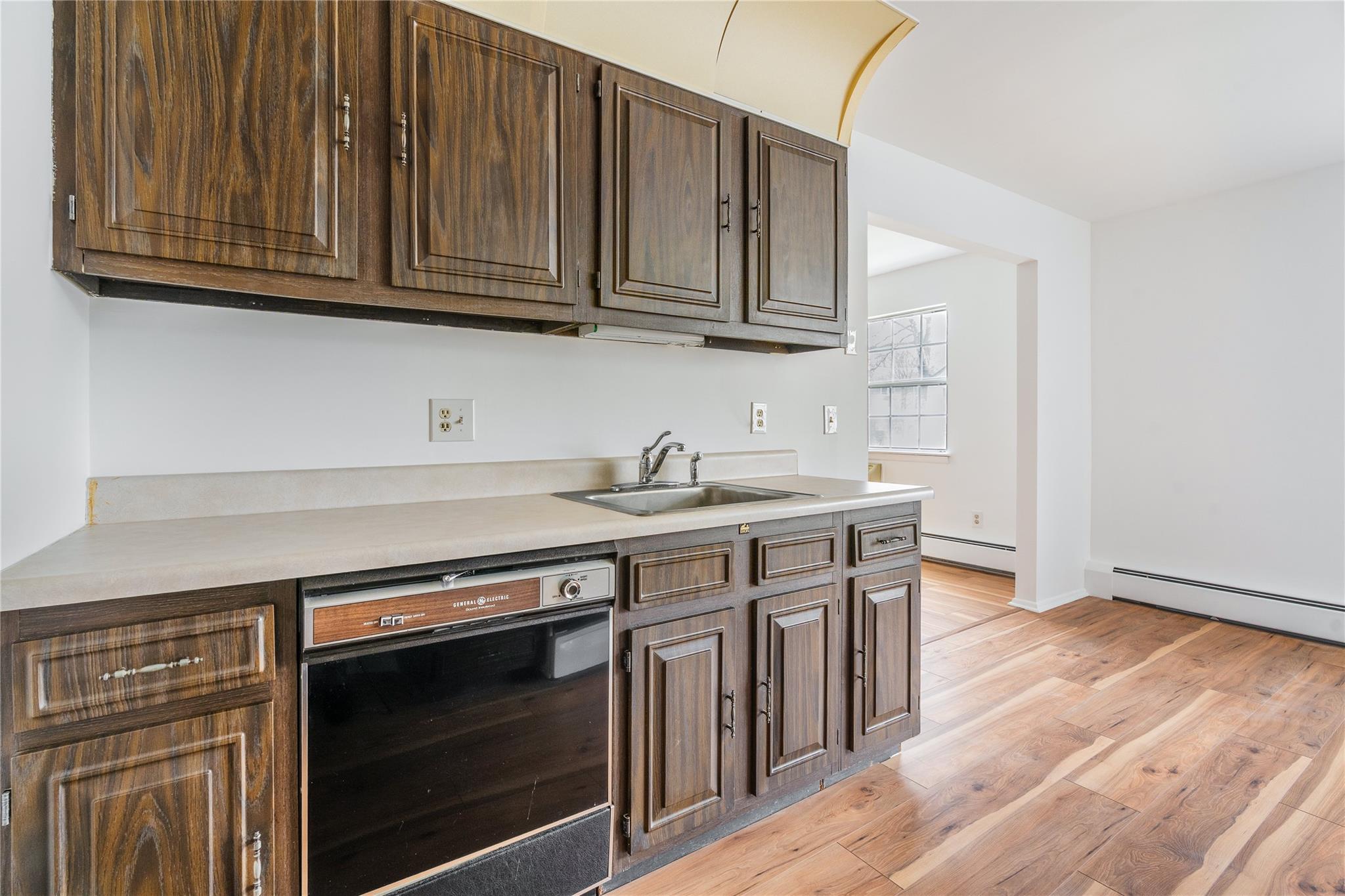 222 Doxbury Lane, Suffern, New York image 18