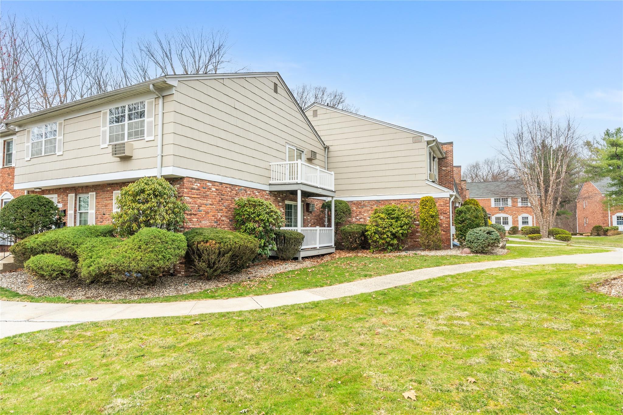 222 Doxbury Lane, Suffern, New York image 20