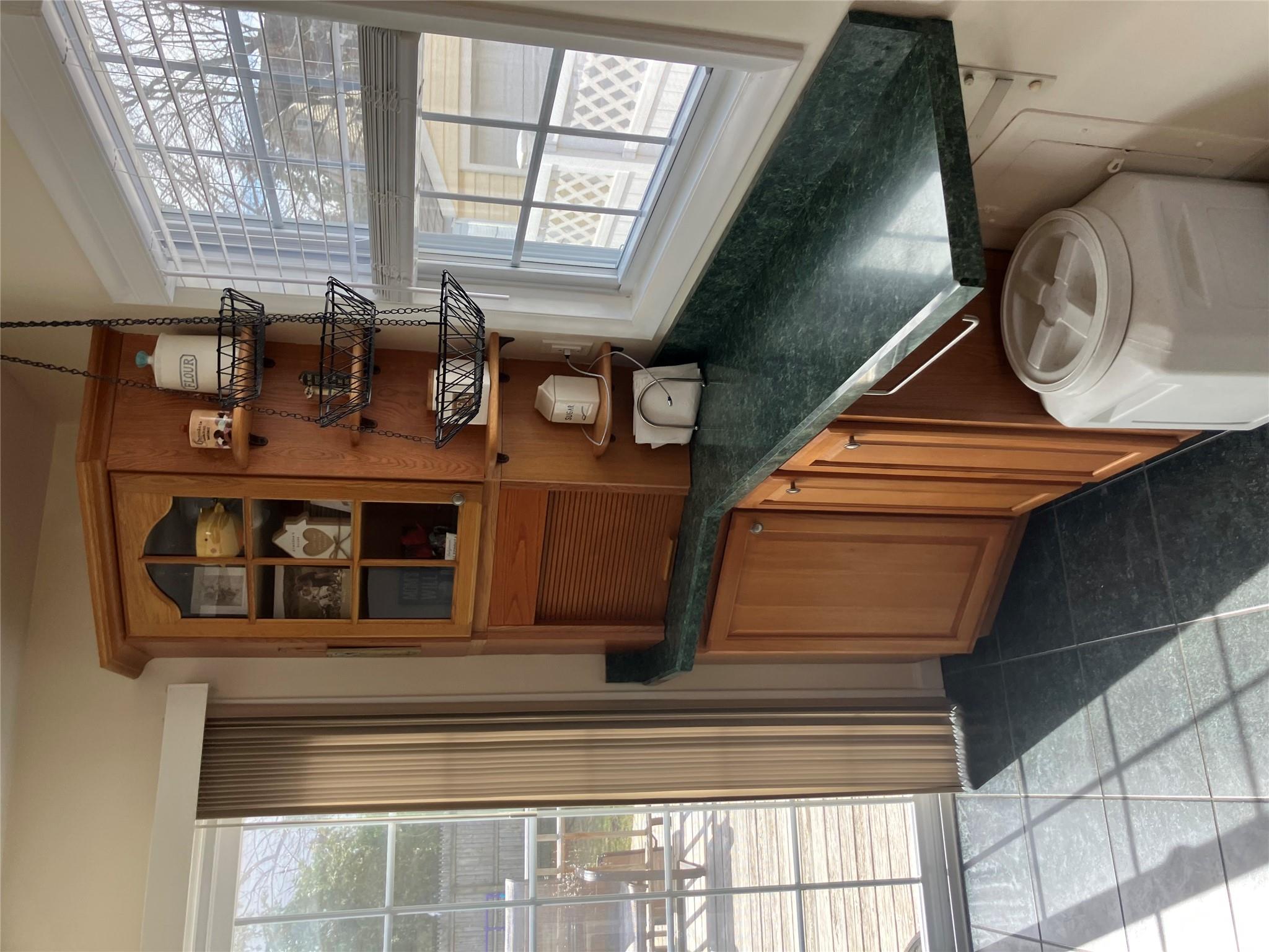 140 Pleasantview Court, Copiague, New York image 4
