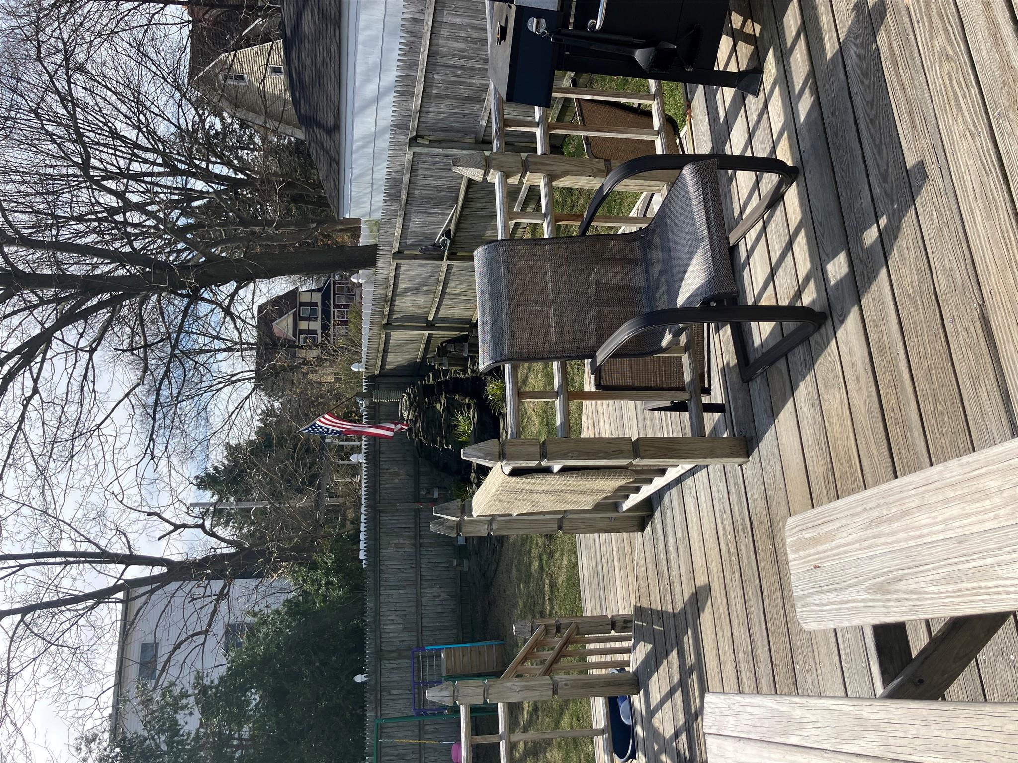 140 Pleasantview Court, Copiague, New York image 9