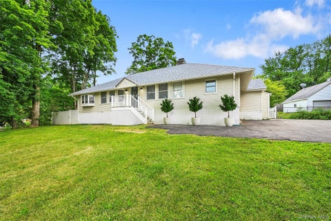 Photo of 96 Galloway Road, Warwick, NY 10990 (MLS # 1047518)