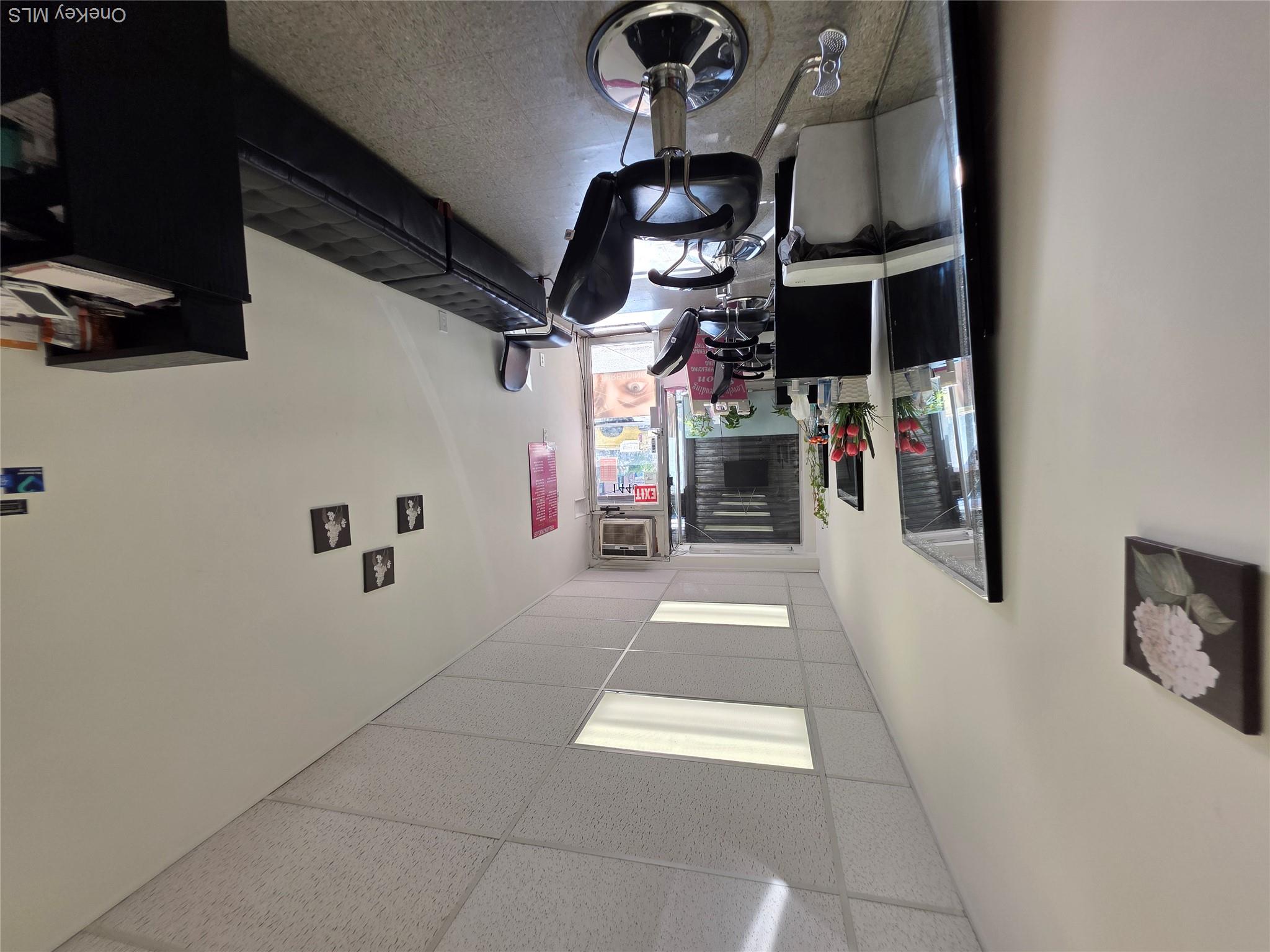 Photo 1 of 9 — 1446 Williamsbridge Road 2, Bronx, NY 10461