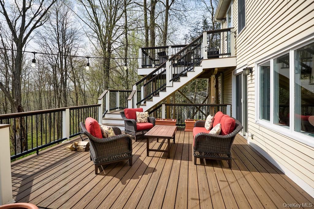 Photo of 8 Debbie Lane, Cross River, NY 10518 (MLS # 979210)