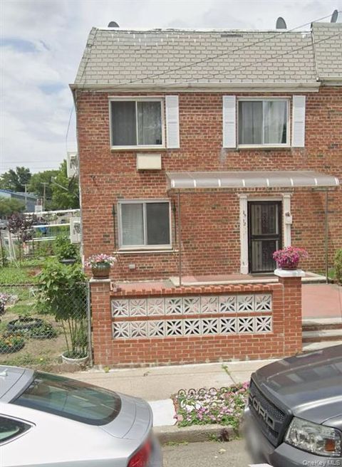 25-72 127 St Flushing NY 11354