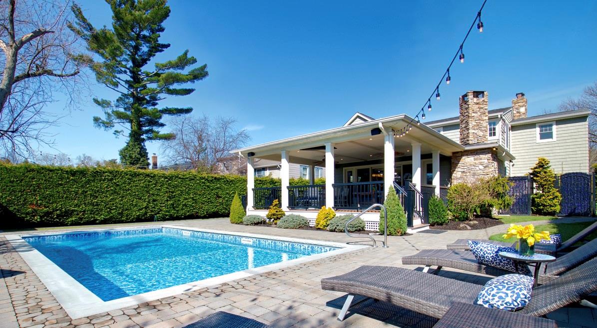 112 Brook Street, Garden City, New York image 37