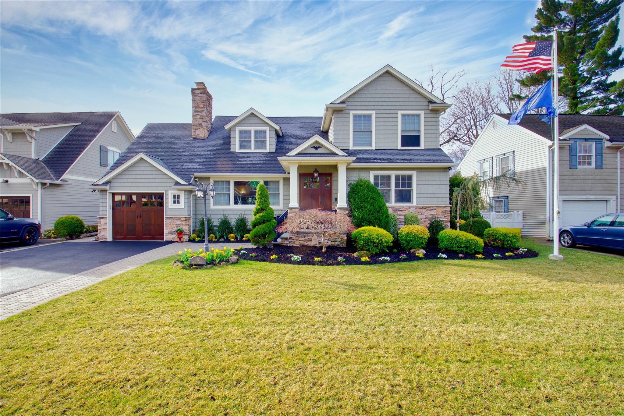 112 Brook Street, Garden City, New York image 1
