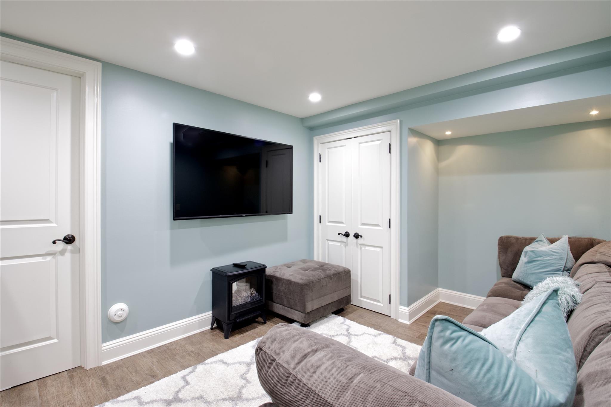 112 Brook Street, Garden City, New York image 31