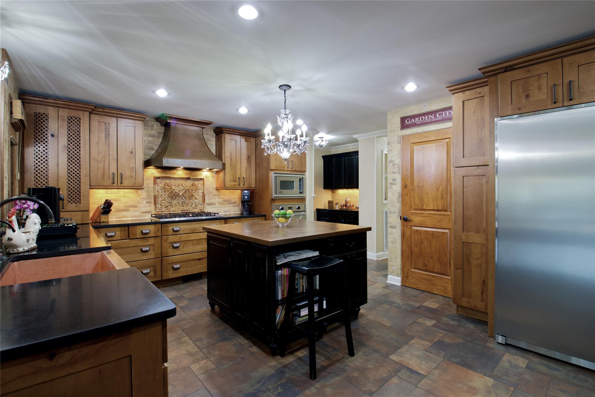 112 Brook Street, Garden City, New York image 13