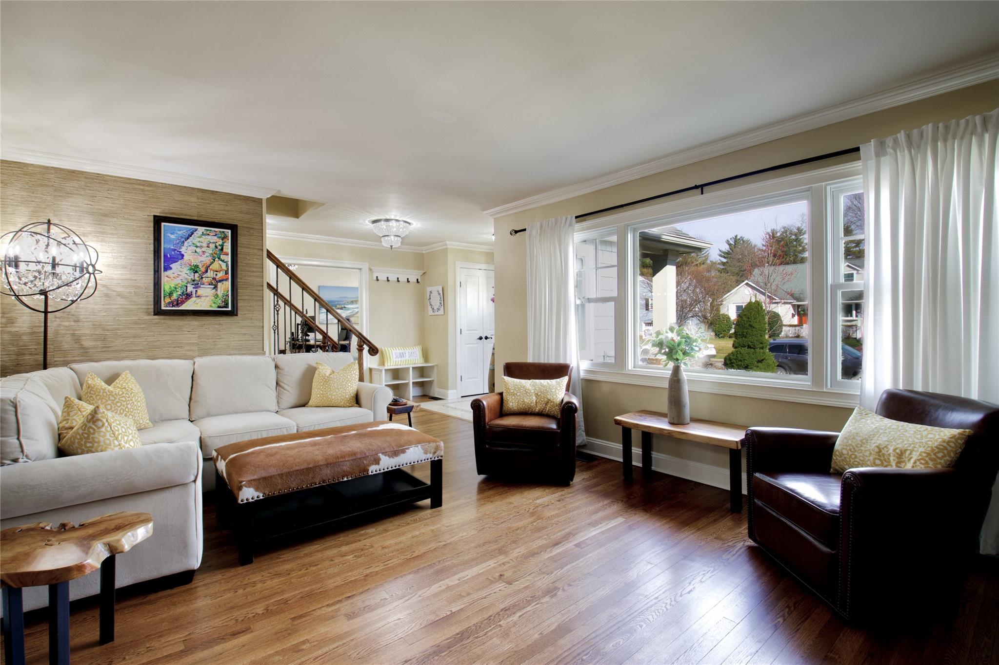 112 Brook Street, Garden City, New York image 8