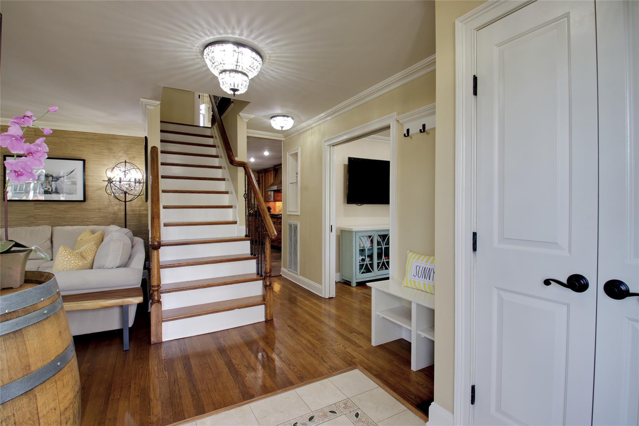 112 Brook Street, Garden City, New York image 5
