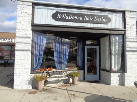 45 Broadway Rocky Point NY 11778