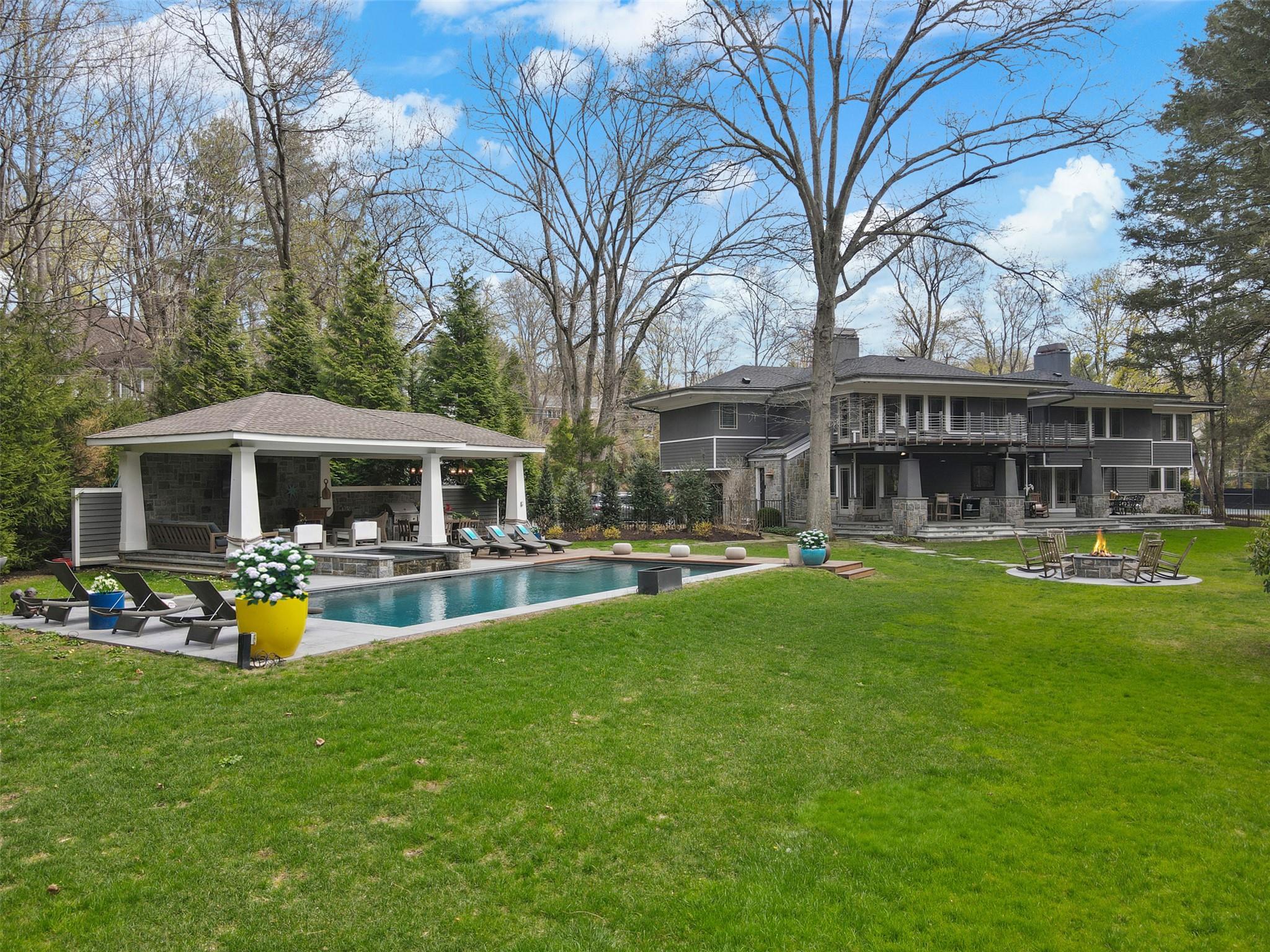 54 Lincoln Avenue, Rye Brook, New York image 2