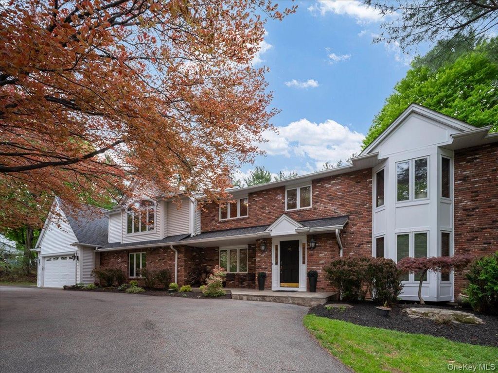 Photo of 10 Rockingham Road, Spring Valley, NY 10977 (MLS # 992251)