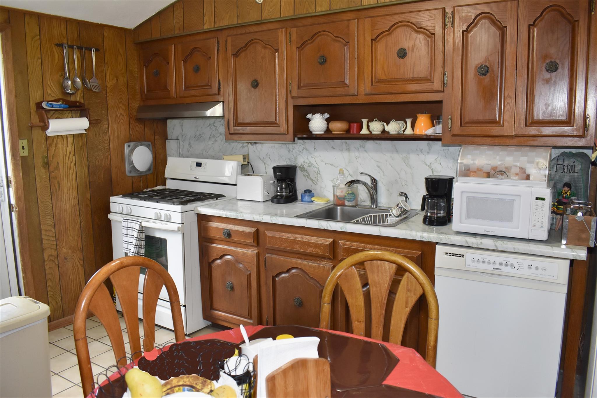 804 Commack Road, Brentwood, New York image 13