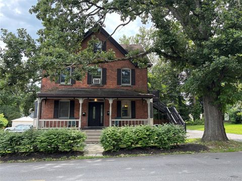 Apartment For Rent - 955 Wolcott Avenue<br/> Beacon, NY 12508