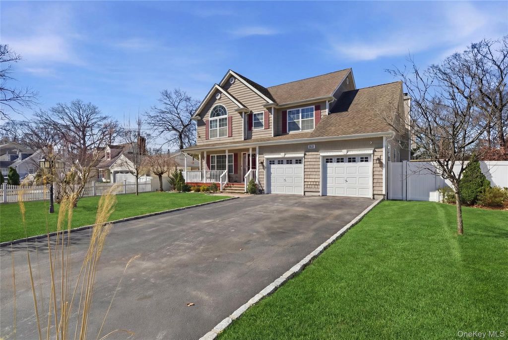 Photo of 58 McGaw Avenue, Lake Grove, NY 11755 (MLS # 991064)