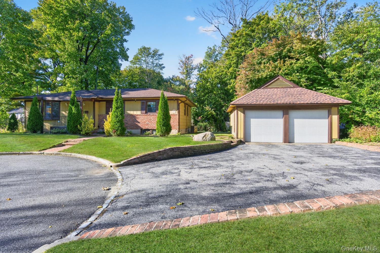 2 Dubois Court